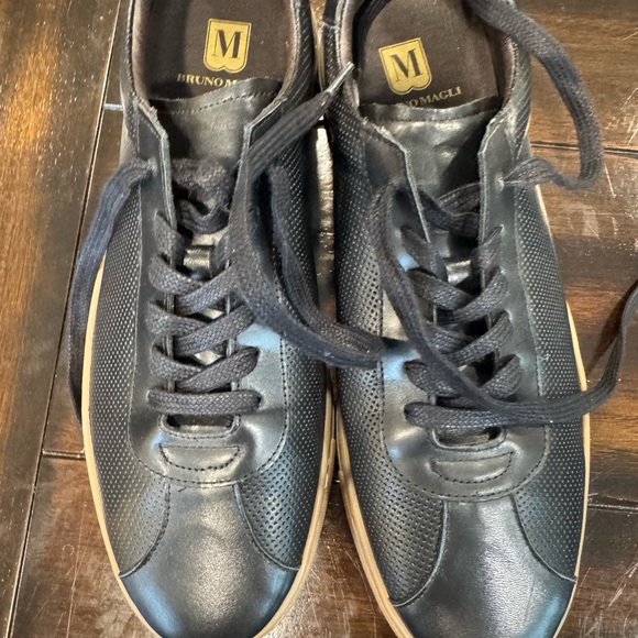 NEW Bruno Magli Nate Sneaker - Picture 3 of 5